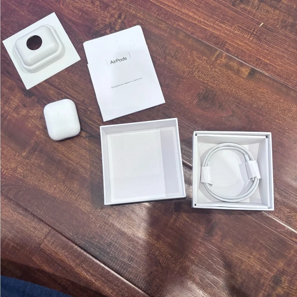 Apple AirPods
